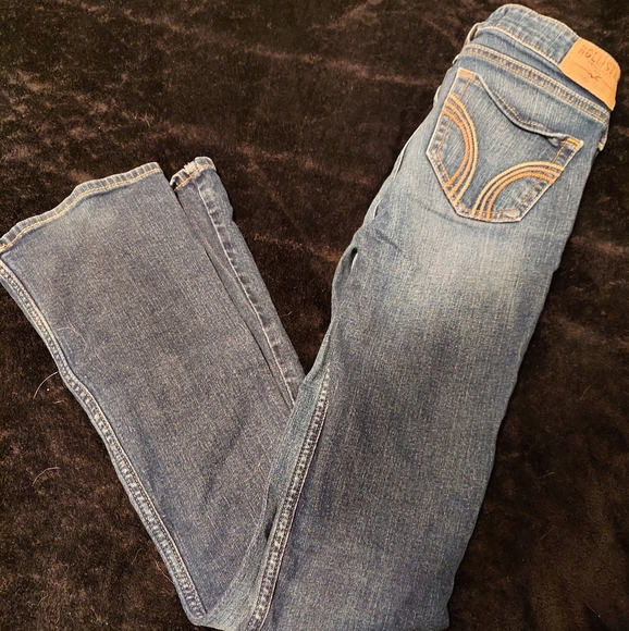 Hollister Jeans 00S - Picture 2 of 7